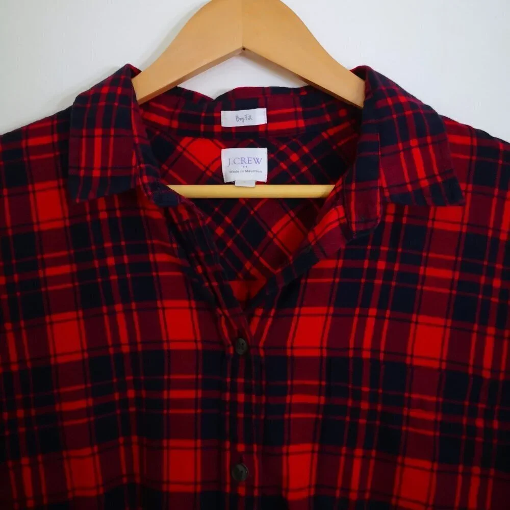 J. Crew Boy Fit Plaid Button Down Flannel Shirt Red Navy‎ Blue Size L